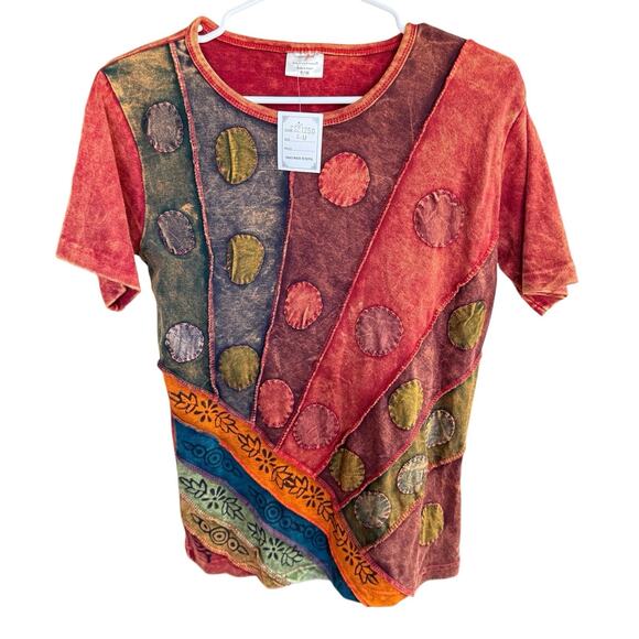 Vtg T-Shirt Embroidered Patchwork Hippie Boho Batik Dye S Bohemian Whimsical - Picture 1 of 8